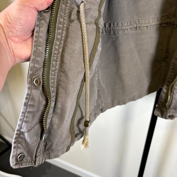 Judy Blue Cargo Utility Olive Jacket Won't Lose My Way Military - Picture 8 of 12